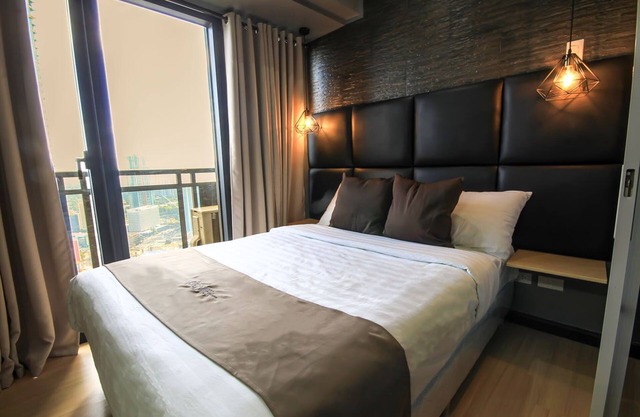 1-BR Unit @ Knightsbridge 4510