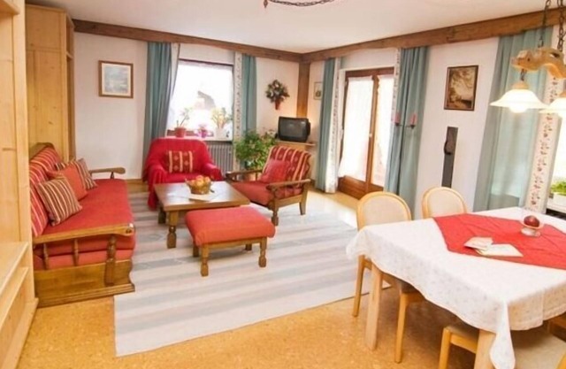 -1- Ferienwohnung Rosenquarz (70qm), Balkon, Küche extra, 2 Schlaf- und 1 Wohn-/Schlafzimmer, max 5 Personen