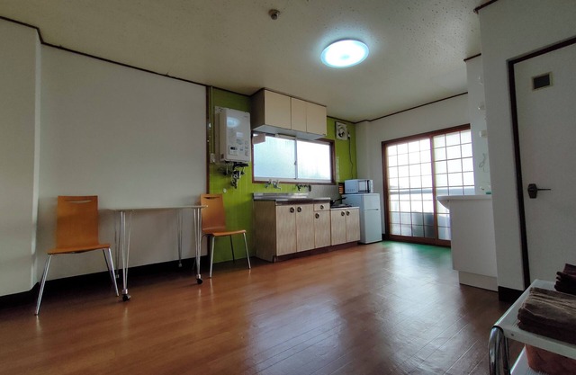 1 min froｍ JR Sta., 1 stop from Nanba, 45SQM, R505
