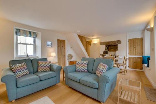1 Peverell Cottages