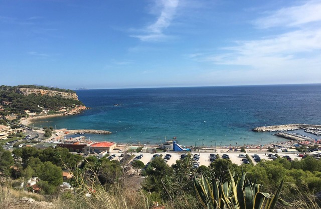 1-ROOM APARTMENT WITH PANORAMIC SEA VIEW CARRY-LE-ROUET