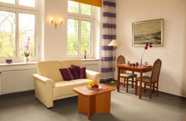 1-room apartment no. 2, 28m², 1. Floor, West - Waldhaus Gronenberg
