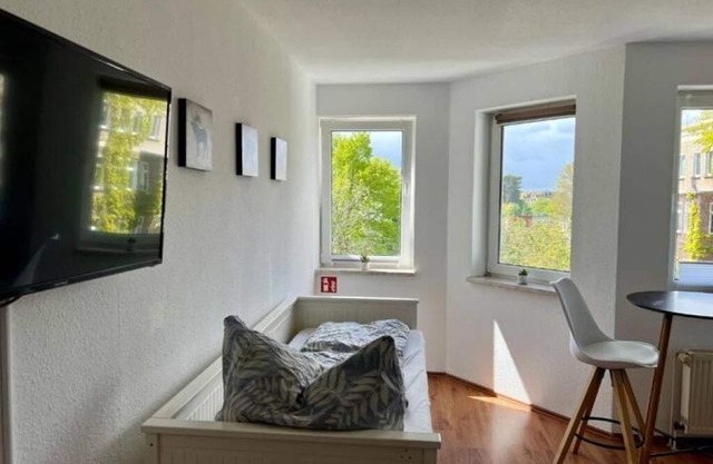 1-room apt. Near the university hospital