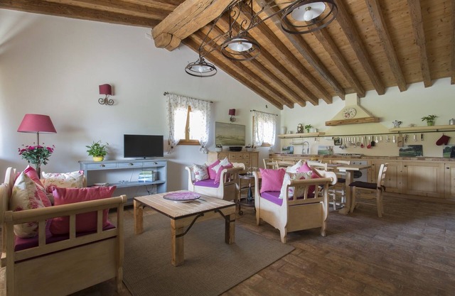 1 Room on cottage