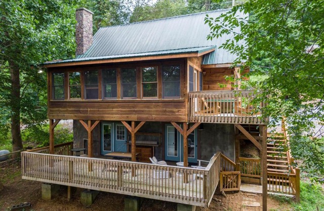 1 Treetops Retreat