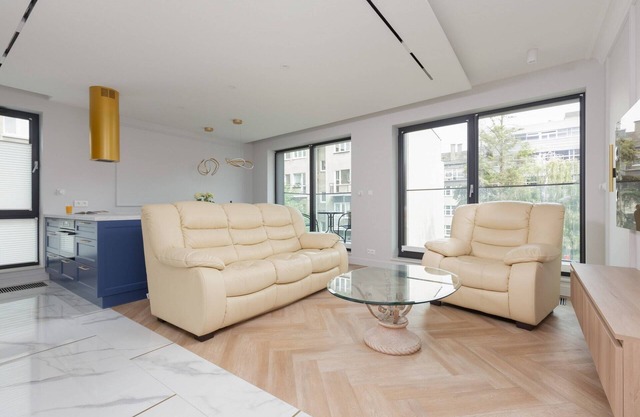 10 Lutego 18A | Family Apartment | Parking
