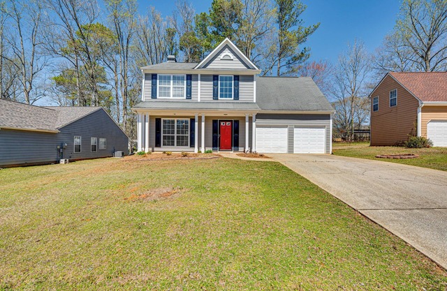 10 Mi to Six Flags: Austell Home w/Expansive Yard