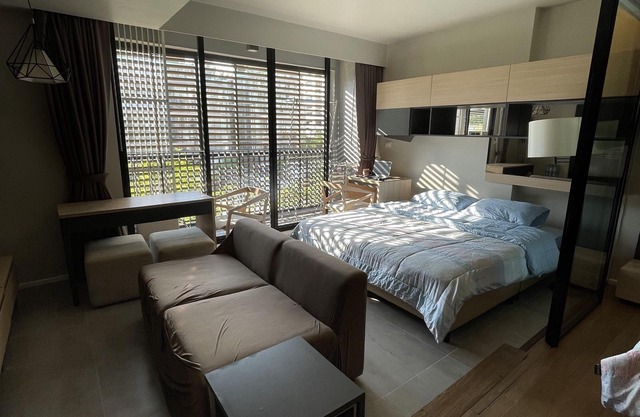 10 mins to Terminal21! 4 Pax Group condo with Pool&Gym