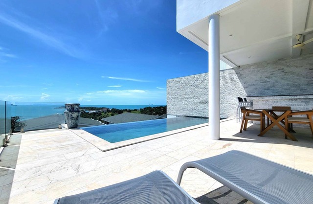 10% OFF! 250m to the beach & 150° Seaview