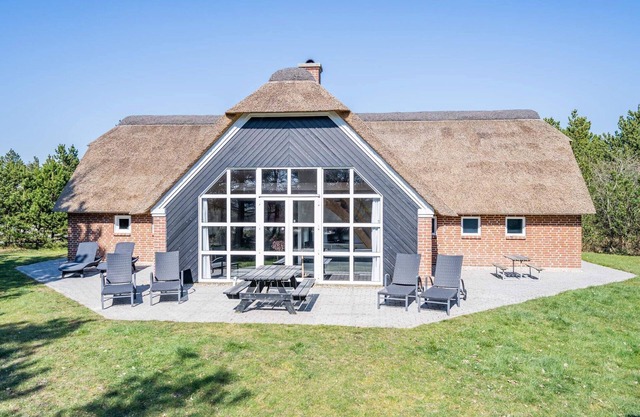 10 person holiday home in Nørre Nebel