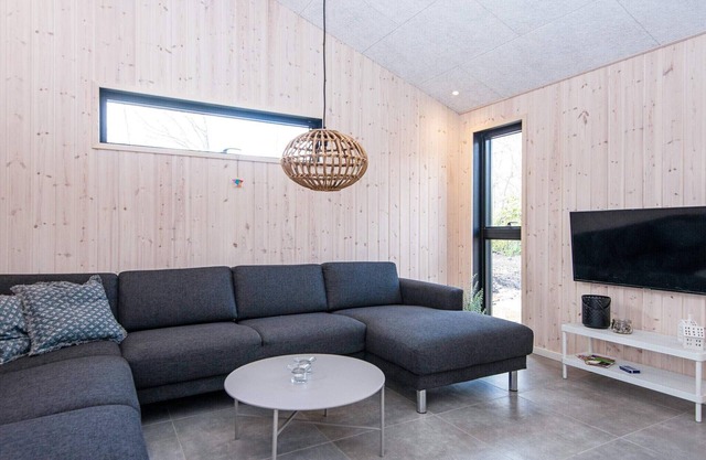 10 person holiday home in Glesborg-By Traum