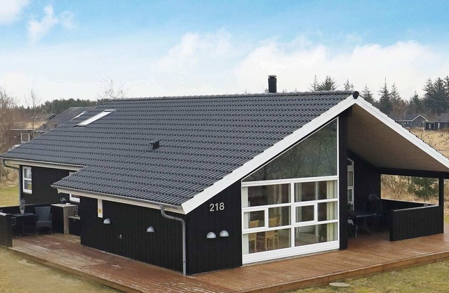 10 person holiday home in Brovst