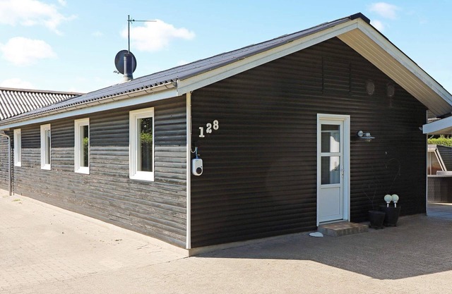 10 person holiday home in Hadsund-By Traum
