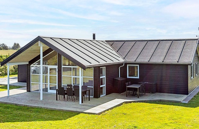10 person holiday home in Løkken-By Traum