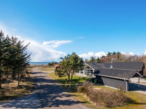 10 person holiday home in Løgstør-By Traum