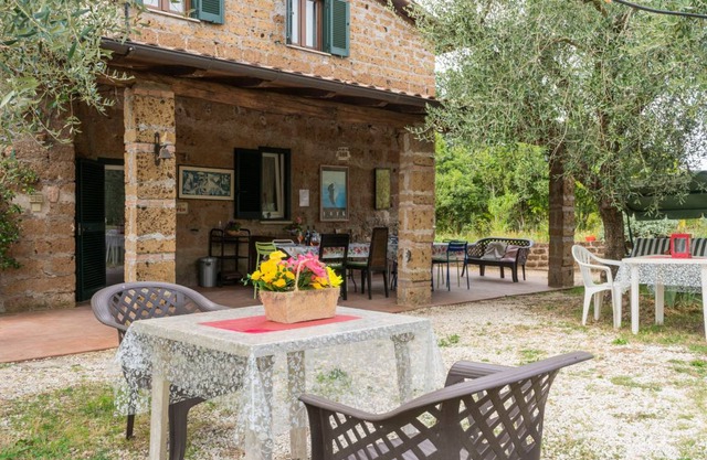 100 m² Apartment ∙ 1 bedroom ∙ 8 guests