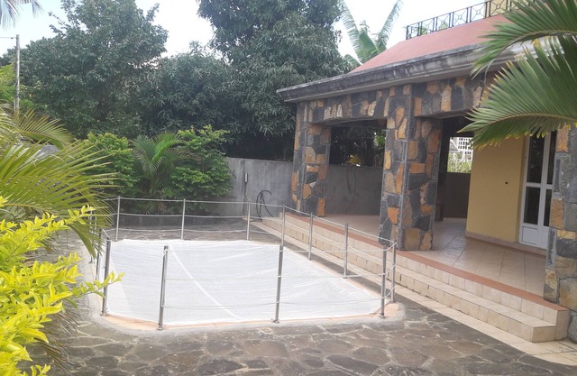 100 square meters apartment near the beach at trou aux biches plage
