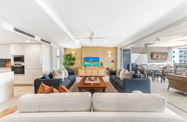 100 steps to the beach. Our modern Sunshine Coast home accommodates 12 guests