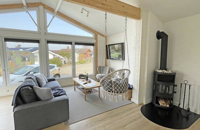 100m away from the beautiful Schlei, you will find our extensively renovated and modern bungalow "Schlei-Idyll" with maritime details, as well as a small garden area with terrace for your well-deserved time out