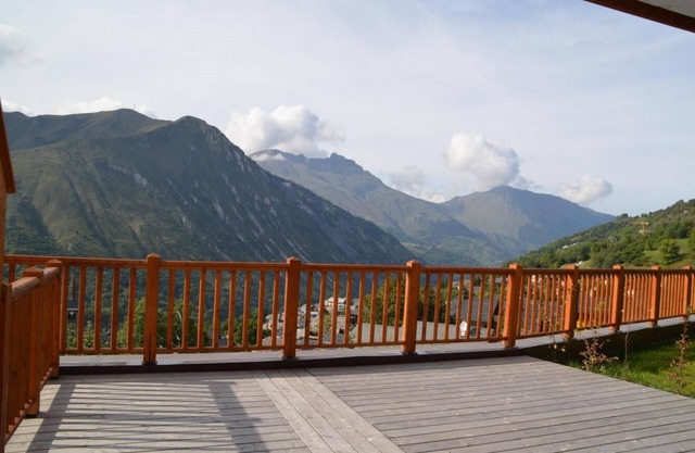 100m from ski slopes, 1st floor, terrace, parking, tv, ski locker, 60m², Saint Martin de Belleville