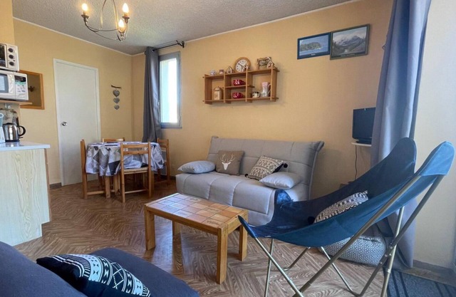 100m from resort center, 4th floor, tv, ski locker, 25m², Sauze - Super Sauze
