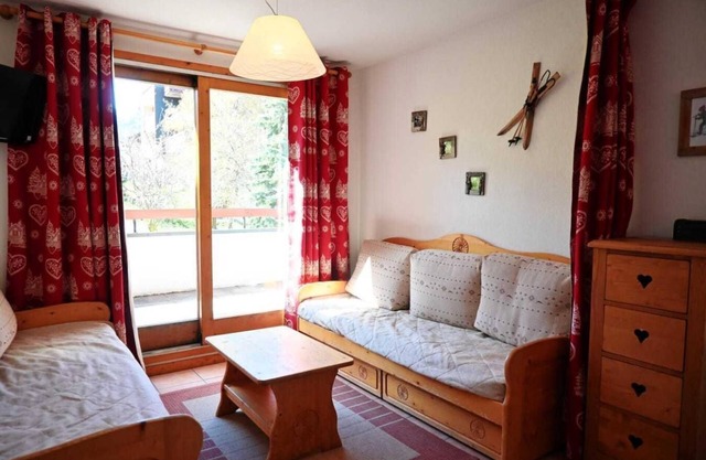 100m from ski slopes, 1st floor, terrace, tv, 50m², Peisey-Vallandry