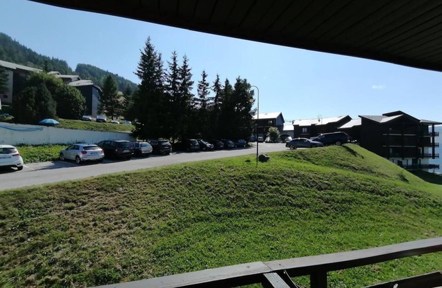 100m from ski slopes, 2nd floor, balcony, tv, ski locker, 27m², Montalbert