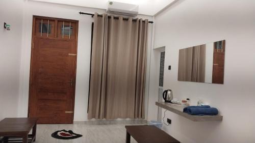 102 1B boossa galle