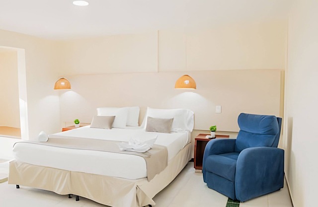105 Family Suite Exclusive Playa Hotel Cartagena