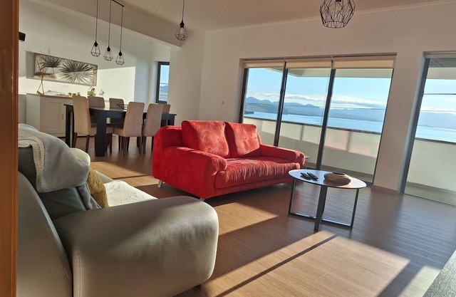 106 Green North in Ribeira Grande by the sea and municipal swimming pools