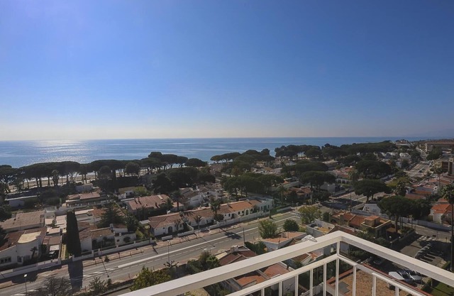 106-LA TORRE DELUXE: LUXURY APARTMENT WITH THE BEST VIEWS OF CAMBRILS