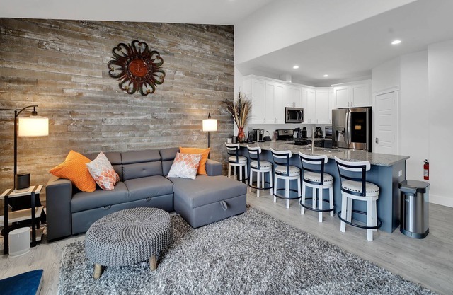 1085A - TJ Rancher Corporate and Vacation Rental