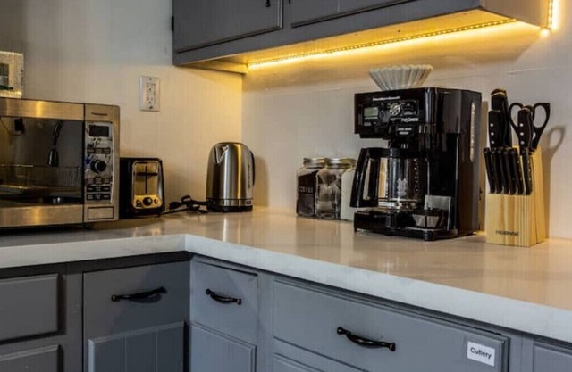 10Beds! By BATAWA SKI HILL! [40% DISCOUNT] Two Riverside Homesn