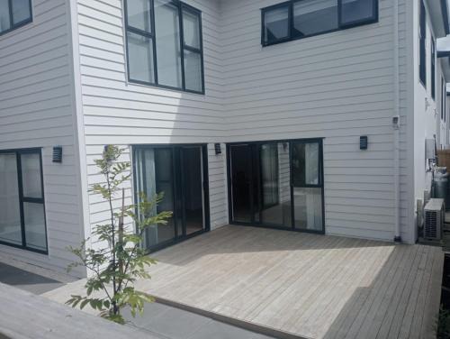 11 A Addison street home stay - room 2