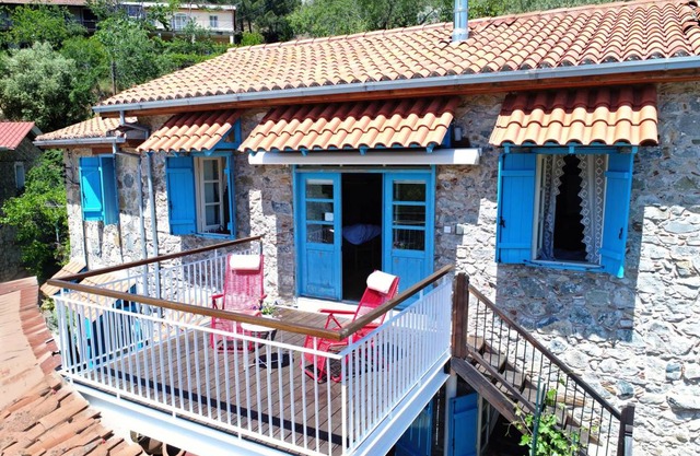 Kalopanayiotis Cottage 