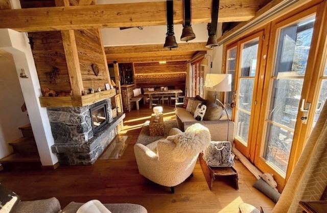 114 Magnificent chalet l'Adrine