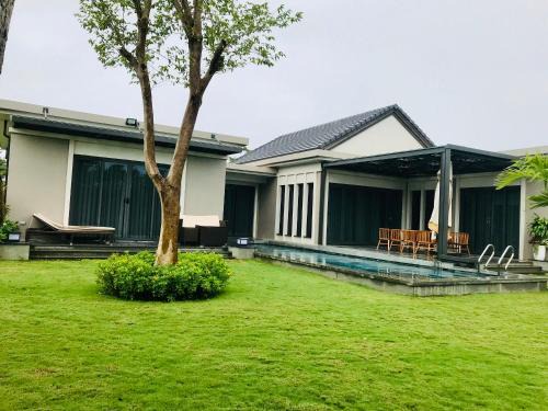12- LUXURY VILLA 3 bedrooms COASTAR HỒ TRÀM RESORT ll Private pool ll large garden ll BBQ next to the HAMPTONS 300m - beautifull beach