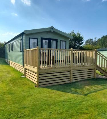 12 Meadow View