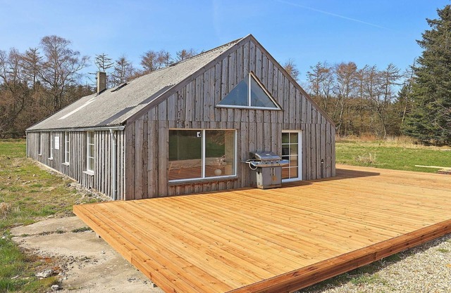 12 person holiday home in Snedsted-By Traum