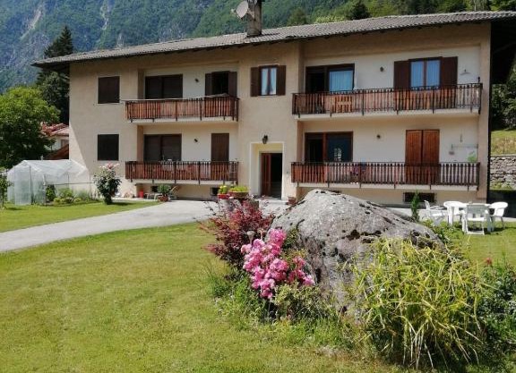 12 Via Negrelli