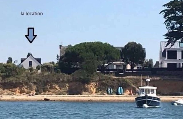 120 m² house 50 metres from the beach facing the gulf of morbihan