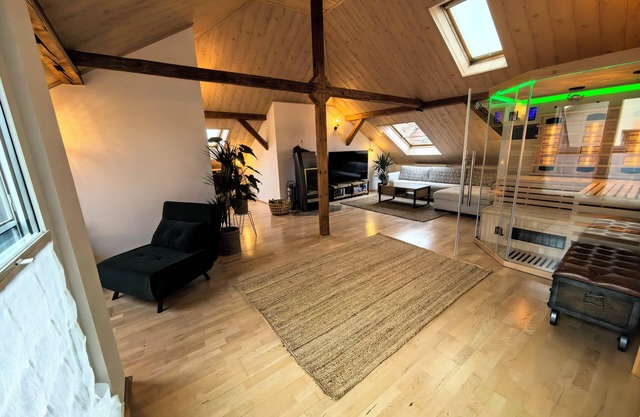120 qm maisonettappartement in the middle of Weimar with fireplace and sauna