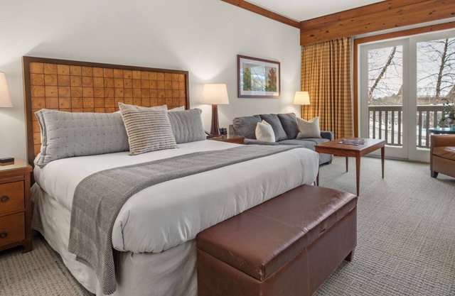 1216 The Lodge At Spruce Peak | Ski in Ski Out | Studio | Spruce Peak Village Views 2nd floor