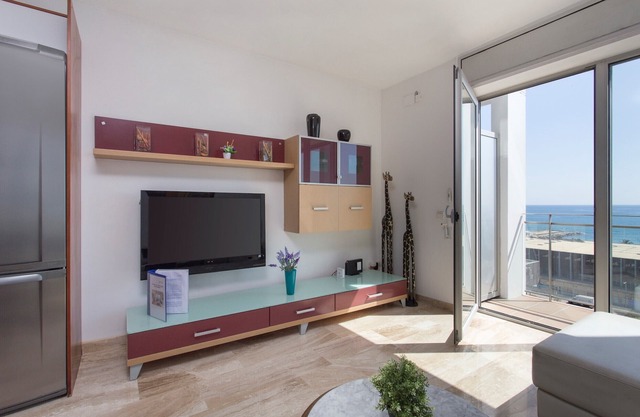 1226 - BEACH DUPLEX VIEWS APARTMENT