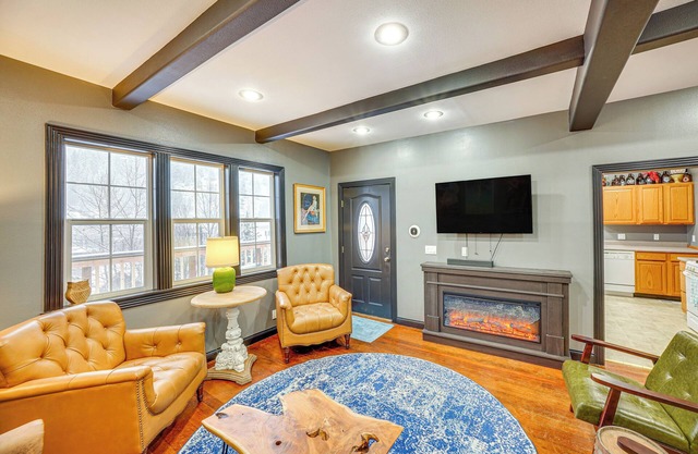 13 Mi to Skiing: Downtown Wallace Home w/Deck