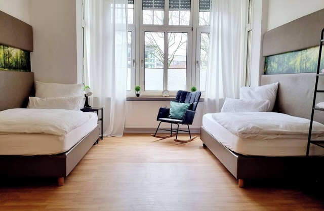 135m² Apartment I max. 8 guests I Central I Kitchen I Balcony I Parking I Wi-Fi