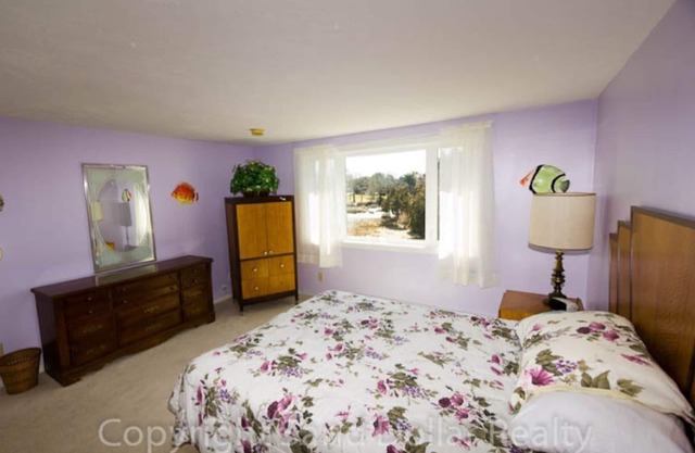 14 Benedict Rd - Marshside Beach Retreat: 3BR, Nature Views, Pet-Friendly