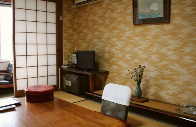 14 m² Hotel ∙ 1 bedroom ∙ 5 guests