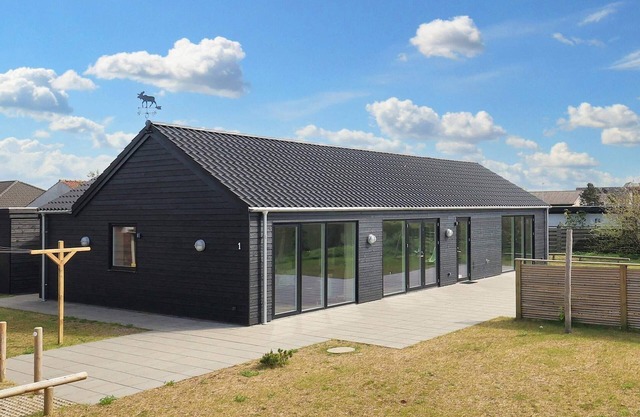 14 person holiday home in Hadsund