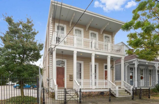 1416 Carondelet Unit D (2/2)